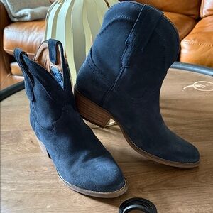 Women's indigo blue Suede boots